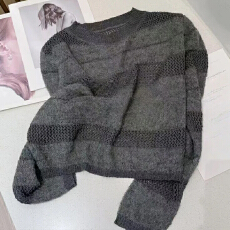 批发高级感条纹镂空长袖<b class='q'>针织衫</b>t恤女2026春秋新款<b class='q'>宽松</b>显瘦打底衫上衣