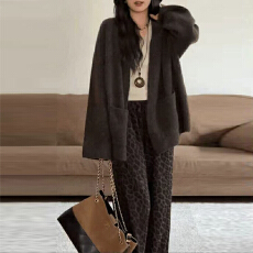 批发时尚百搭休闲套<b class='q'>装</b>秋季混纺设计显瘦咖色外套高腰阔腿<b class='q'>裤</b><b class='q'>两件套</b>