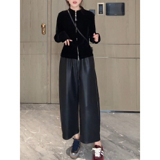 批发网红洋气炸街套装女2026年春秋新款丝绒卫衣外套皮裤阔腿裤两件套