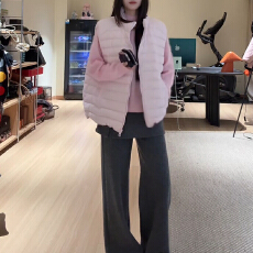 批发2025秋新款高级感气质百搭简约慵懒风马夹洋气显瘦上衣女士