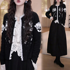 批发2026秋季时尚套装女蕾丝花边针织毛衣蕾丝喇叭袖衬衫半身裙套装