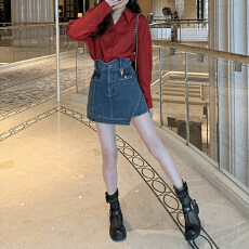 批发2026春秋红酒微醺明媚松弛港风露肩红衬衫百搭牛仔半裙裙裤套装