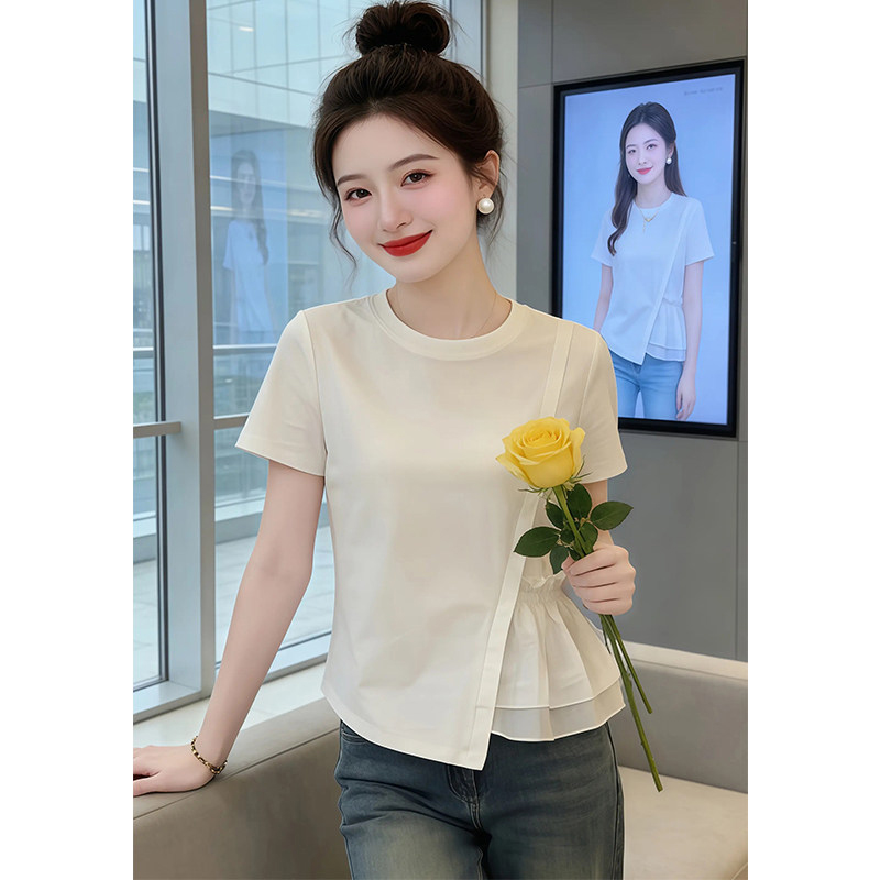 불규칙 레이스 조각 티셔츠 여성 2026 여름 새로운 Chic 트렌드 디자인 센스 슬림해 보이는 고유 한 맨위