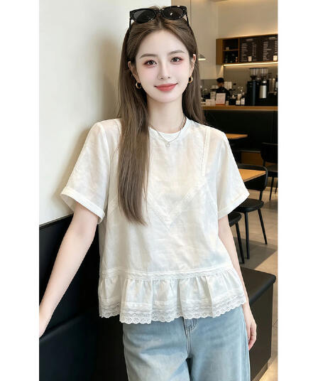 페이크 레이어드 반팔 티셔츠 여성 2026 여름 새로운 루즈핏 슬림해 보이는 캐주얼 디자인 센스 패치워크 디자인 센스 맨위