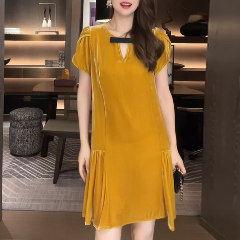 여름 새로운 프랑스식 나비 매듭 패치워크 빛 럭셔리 작은 대중 고급 센스 여성 드레스 2026 트렌드 슬림해 보이는 치마