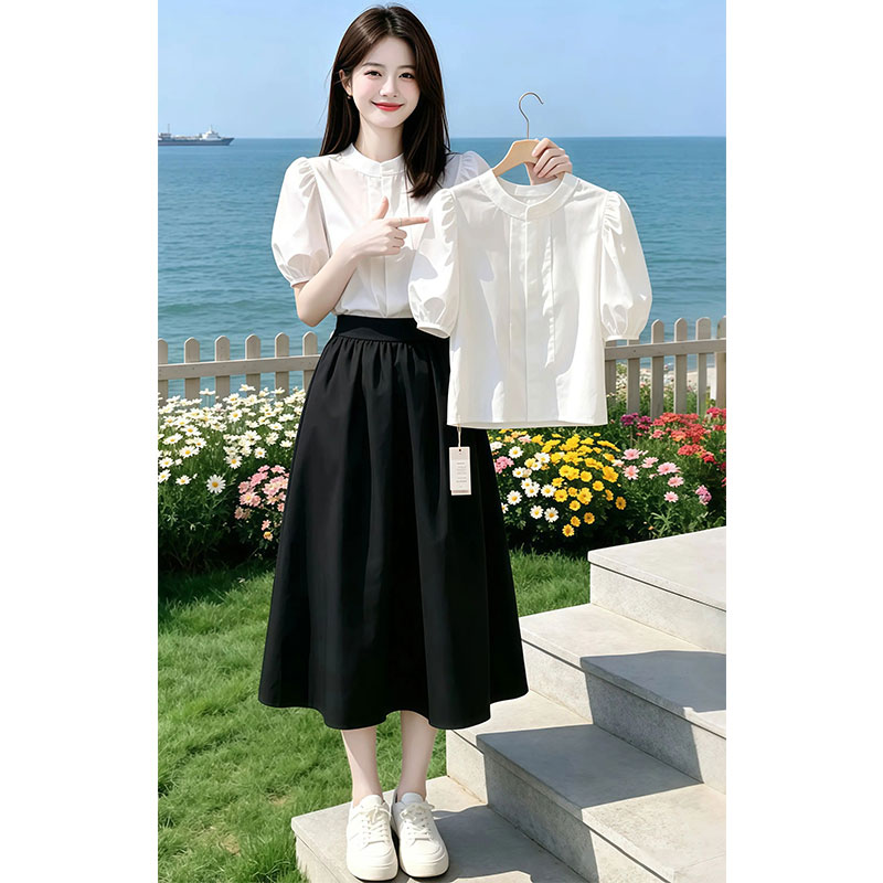 프랑스식 고급 센스 라운드 넥 거품 소매 셔츠 2026 여름 새로운 품격 트렌드 디자인 센스 슬림해 보이는 맨위