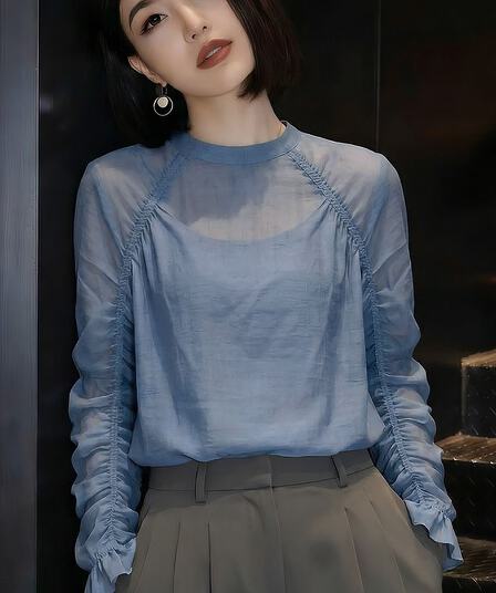 향기로운 듀오 라운드 넥 품격 얇은 스타일 마이크로 ~을 통해 셔츠 2026 여름 새로운 여성 의류 작은 대중 긴팔 맨위