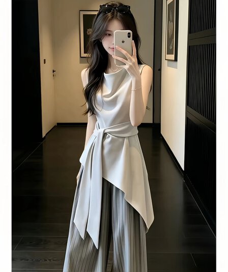 2026 여름 새로운 흔들다 칼라 민소매 맨위 세로 줄무늬 와이드 레그 팬츠 두 조각 여성 세트 품격 출퇴근 세트 패션