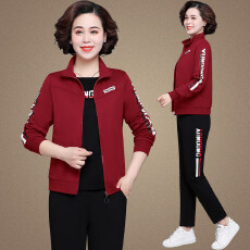 批发中年妈妈<b class='q'>秋</b>装套装2022新款中老年春夏外套上衣女洋气运动服三件套