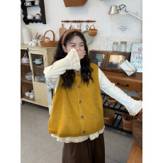 批发设计感花边长袖<b class='q'>T</b><b class='q'>恤</b>+复古钩花针织马甲+<b class='q'>裤</b>子