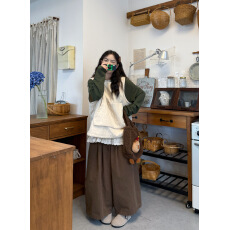 批发实拍。花边拼接磨毛打底长袖+叠穿套头夹棉马甲+裤子