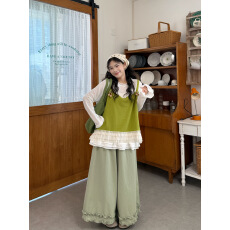 批发花边<b class='q'>拼接</b>针织吊带+长袖内搭打底+裤子