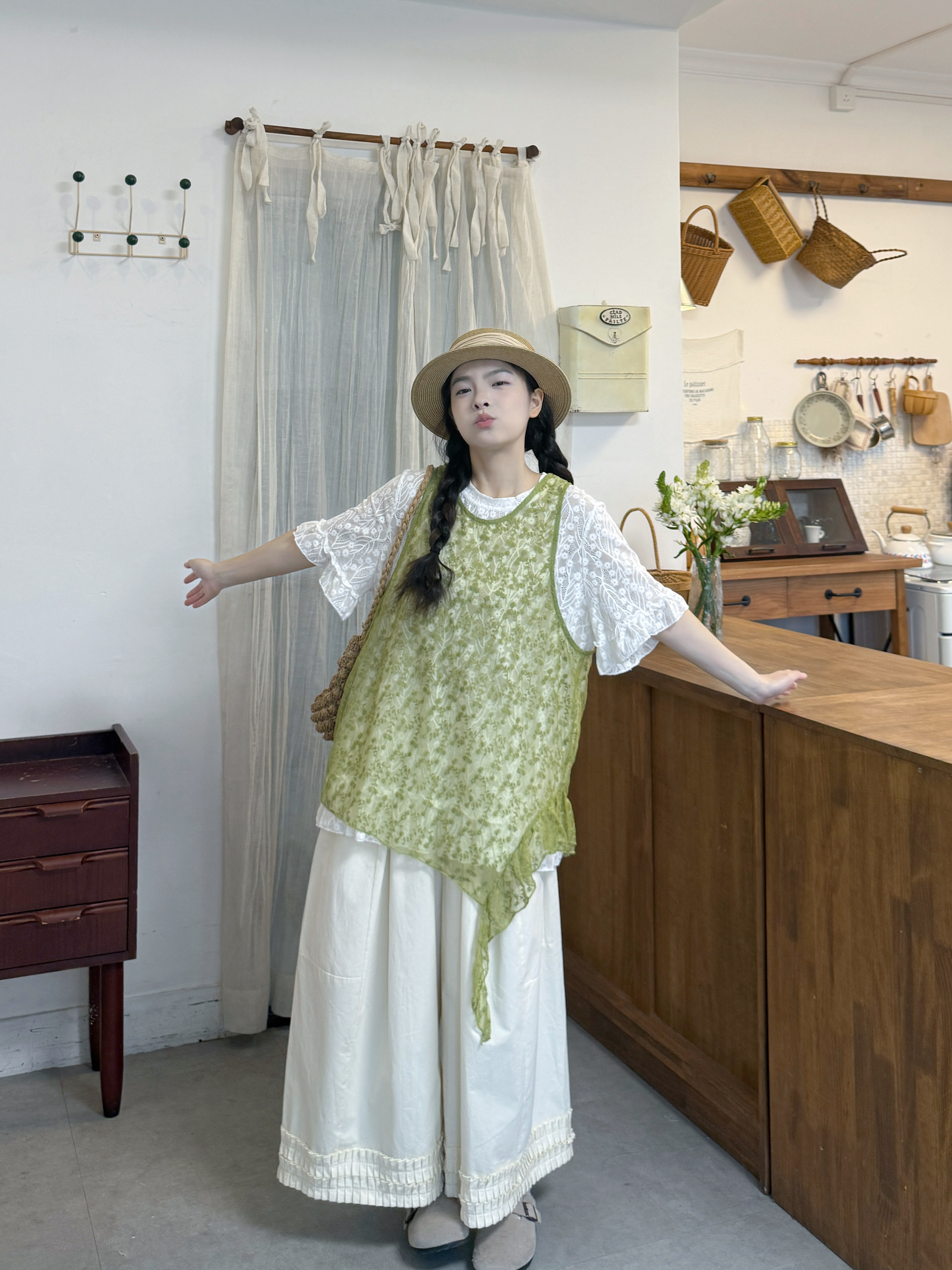 실사 자수 홀로우 아웃 베스트 반팔 만나는 티셔츠 레이스 바지