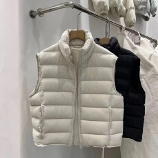 批发超好看的小排骨白鸭绒马甲女短款2025秋冬新款白鸭绒龟背背心坎肩