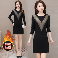 批发实拍2025冬季新款加绒保暖烫钻长袖连衣裙大码<b class='q'>妈妈</b>装中长款<b class='q'>打底衫</b>