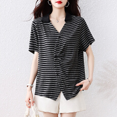 批发<b class='q'>实拍</b>短袖<b class='q'>衬衫</b>大码V领宽松显瘦上衣2026夏季新款条纹<b class='q'>衬衣</b>洋气<b class='q'>T</b><b class='q'>恤</b>