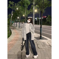 批发初秋<b class='q'>女生</b>酷帅穿搭一整套减龄洋气时尚港味复古chic学院风三件套