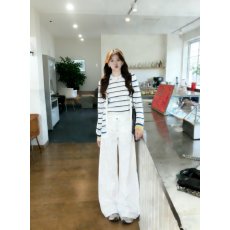 批发2026春秋韩系穿搭一整套女2026新款条纹<b class='q'>背心</b>针织开衫<b class='q'>牛仔</b>裤三件套