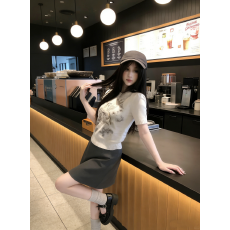 批发新年小马温柔重工刺绣显瘦正肩针织短袖上衣<b class='q'>女</b>毛衣