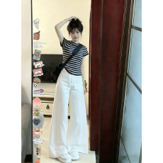 批发穿搭一整套女新款时尚减龄漂亮韩系撞色条纹针织衫短袖阔腿裤<b class='q'>套装</b>