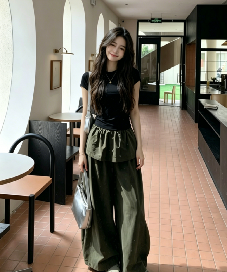 한 부서 느슨함 센스 착용 가져 가라. 세트 여름 몸매 가꾸기 슬림해 보이는 긍정적 인 어깨 티셔츠 페이크 레이어드 랩스커트팬츠 와이드 레그 팬츠 투피스 세트