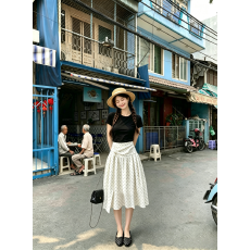 批发夏日绝美俏皮小套装女韩系黑色上衣搭半身裙两件套2026初夏季新款