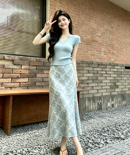 2026 여름 새로운 한 부서 순수한 욕망 바람 몸매 가꾸기 슬림해 보이는 맨위 경기 하이웨이스트 꽃무늬 반신 스커트 투피스 세트