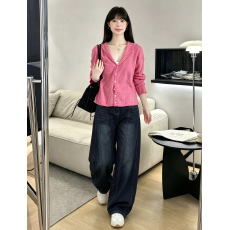 批发韩系休闲连帽针织开衫女秋季新款宽松显瘦外穿毛衣外套牛仔裤套装
