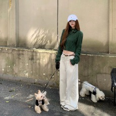 批发2026不规则翻领短款露腰毛衣女高级设计感针织<b class='q'>白色</b>牛仔裤两件套