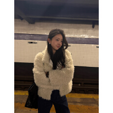 批发韩系  高质感羊卷毛拼接PU保暖毛毛仿皮草外套