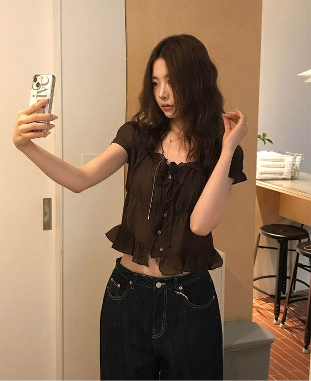 한 부서 연령 감소 프릴 주름 장식 허리 수축 반팔 셔츠