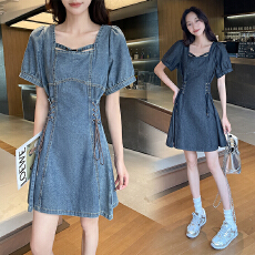 批发实拍好质量夏季女装法式小众设计感遮肚显质牛仔弹力收腹<b class='q'>连衣裙</b>子