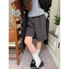 批发~少年感中裤 毛呢西装短裤五分裤冬季<b class='q'>百搭</b>阔腿西装裤女