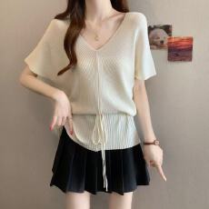 批发实拍胖MM2026夏季薄款冰丝针织衫女V领宽松系带遮肚子压褶女上衣