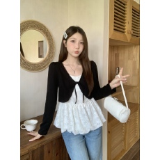 批发实拍2026春季新款胖mm法式假两件<b class='q'>蕾丝</b>拼接长袖T恤设计感气质<b class='q'>上衣</b>