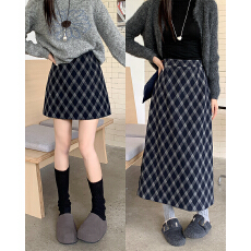 批发实拍2025秋<b class='q'>冬</b>新款胖mm大码女毛呢格纹中长款半身裙显瘦小个子短裙