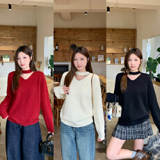 批发实拍2025<b class='q'>秋</b>冬新款胖mm大码设计感V领挂脖长袖针织衫新年圣诞毛衣