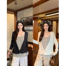 批发实拍2026春季新款胖mm大码撞色条纹拼接假两件<b class='q'>针织衫</b>慵懒扭结上衣