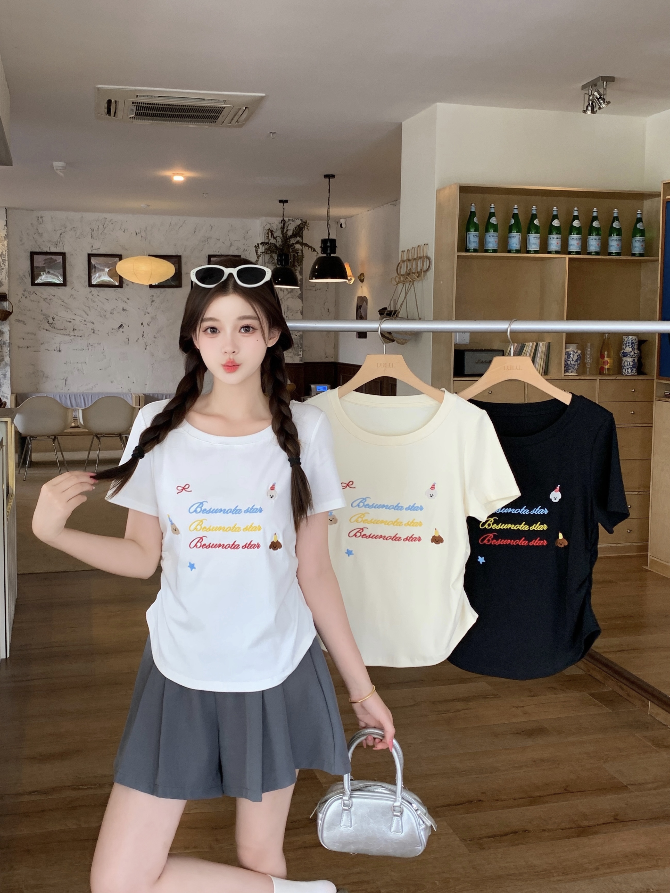 실사 2026 여름 새로운 지방 mm 빅 사이즈 알파벳 강아지 자수 반팔 티셔츠 허리 수축 주름 핫걸 맨위