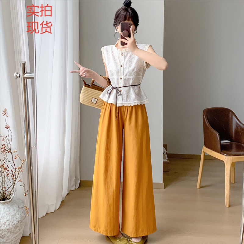 프랑스식 자이언트 잘 생긴 레이스 자수 베스트 세트 여성 2026 여름 새로운 외국 가스 연령 감소 와이드 레그 팬츠 투피스 세트