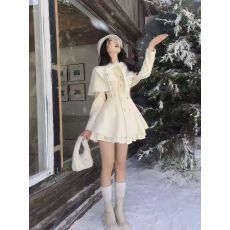 批发森女系原创想去海边 可颂 <b class='q'>可爱</b>温柔少女秋冬白斗篷套装毛呢<b class='q'>连衣裙</b>