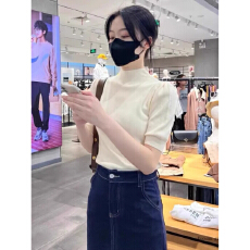 批发半高领泡泡<b class='q'>袖</b>中<b class='q'>袖</b>打底衫女春季内搭修身<b class='q'>上衣</b>洋气新款五分<b class='q'>袖</b>针织衫