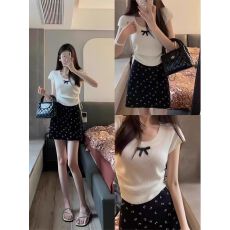 批发高级老钱风短袖针织衫<b class='q'>女</b>修身正肩上衣2026夏卡其色v领t恤内搭