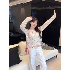 批发甜美风套装<b class='q'>蕾丝</b>边V领吊带背心女装春季碎花针织<b class='q'>开衫</b>小外套