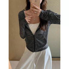 批发慵懒风条纹连帽长袖防晒外套女夏季薄款设计感百搭休闲罩衫上衣