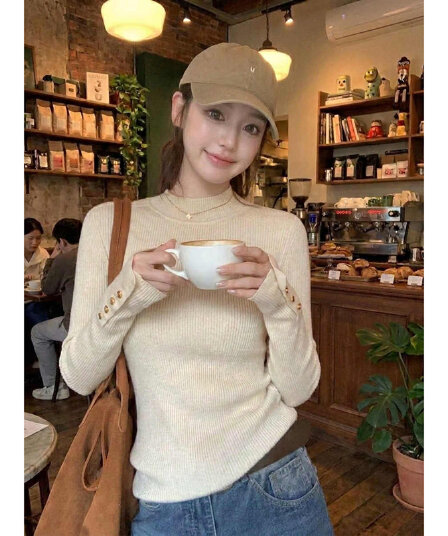 이른 가을 2026 새로운 몸매 가꾸기 기본 셔츠 여성 인사이드 가져 가라. 반하이넥 스웨터 고급 센스 몸매 가꾸기 긴팔 니트 맨위
