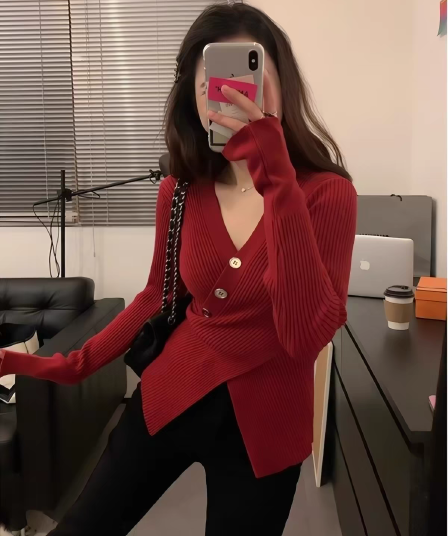 레트로 빨간색 V넥 불규칙 십자가 스웨터 니트 스웨터 여성 가을 겨울 프랑스식 기본 셔츠 Chic 인사이드 잡아라. 의류