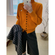 批发秋冬内搭毛衣开衫女装2025新款小马<b class='q'>刺绣</b>立领针织衫外套<b class='q'>上衣</b>女