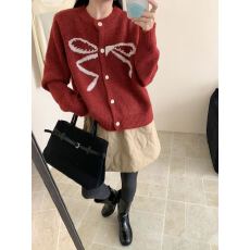 批发实拍<b class='q'>韩版</b>蝴蝶结钉珠提花针织开衫女春装新款百搭学院风毛衣外套