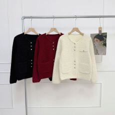 批发<b class='q'>实拍</b>法式千金名媛圆领小香风外套女春款女短款针织毛呢上衣